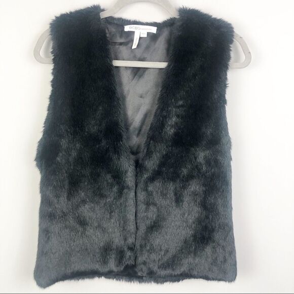 BCBGENERATION | Faux Fur Black Vest Size X-Small - Picture 6 of 12